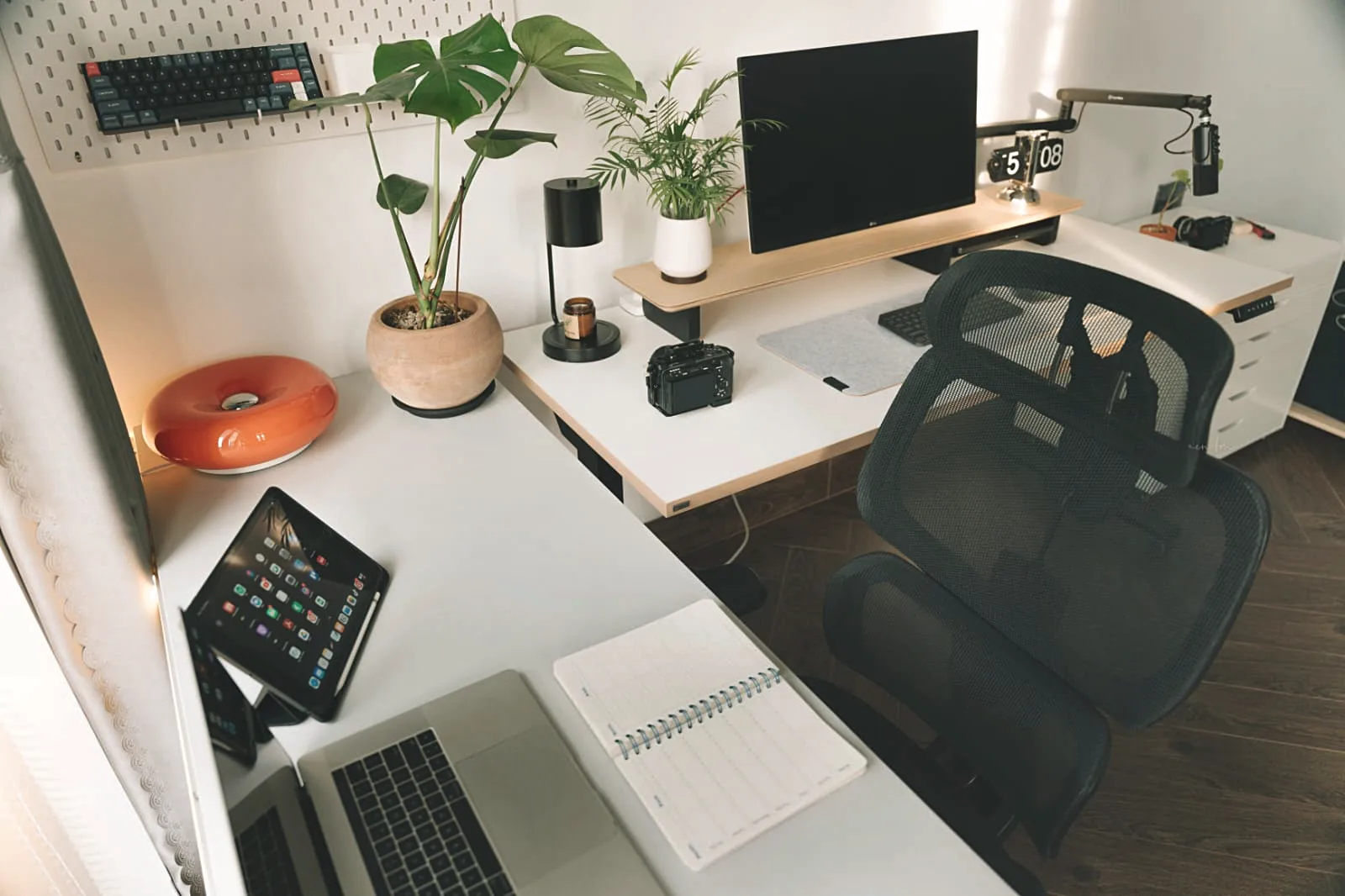 Home office interior — placeholder image, pending a real Livibi project photo